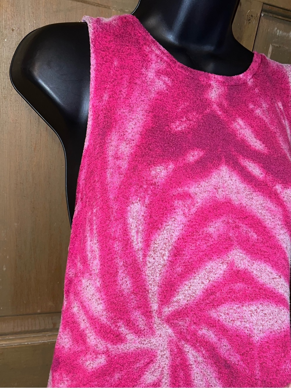 Old Navy Pink Swirl  Gray Tie-Dye Rayon Sleeveless Realx Fit Swing Tank Size M - Picture 4 of 6